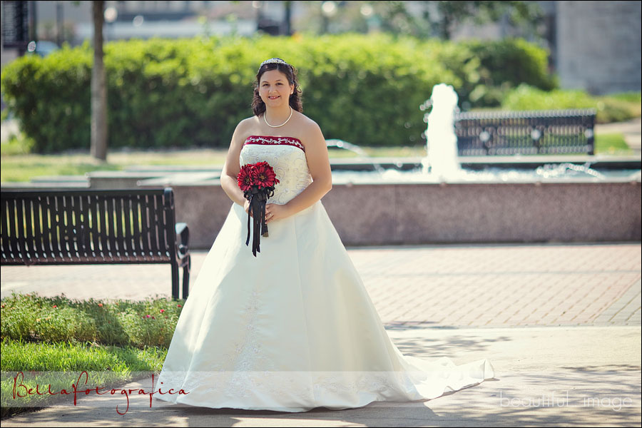 outdoor bridal photos