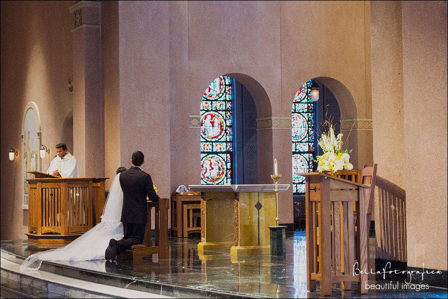 wedding ceremonies at st anne catholic church houston texas