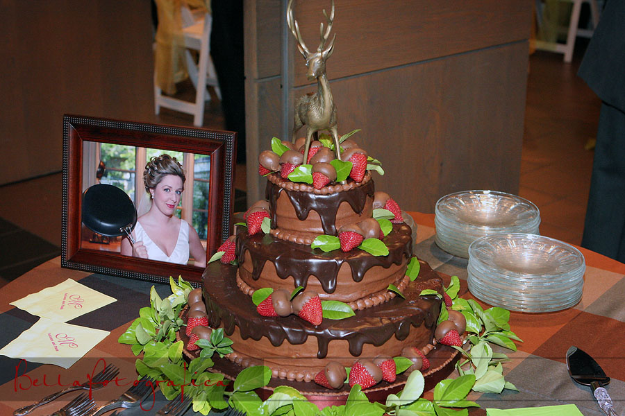 grooms wedding cake
