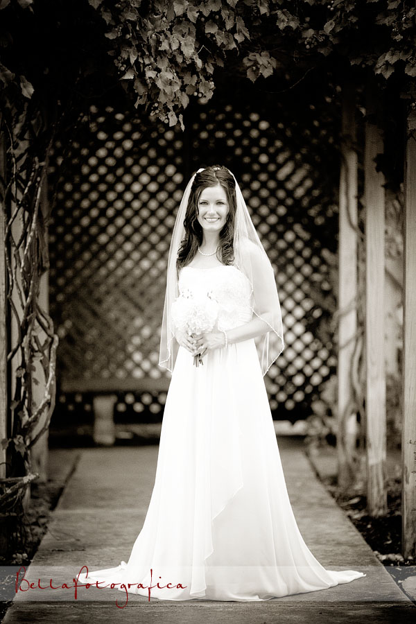 black and white Bridal Portrait
