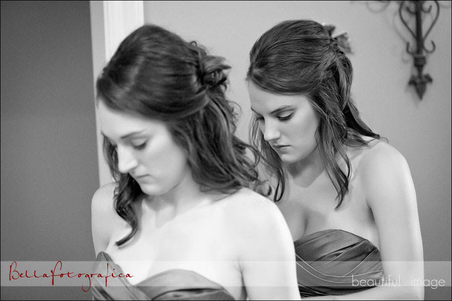 bridesmaids getting ready for wedding