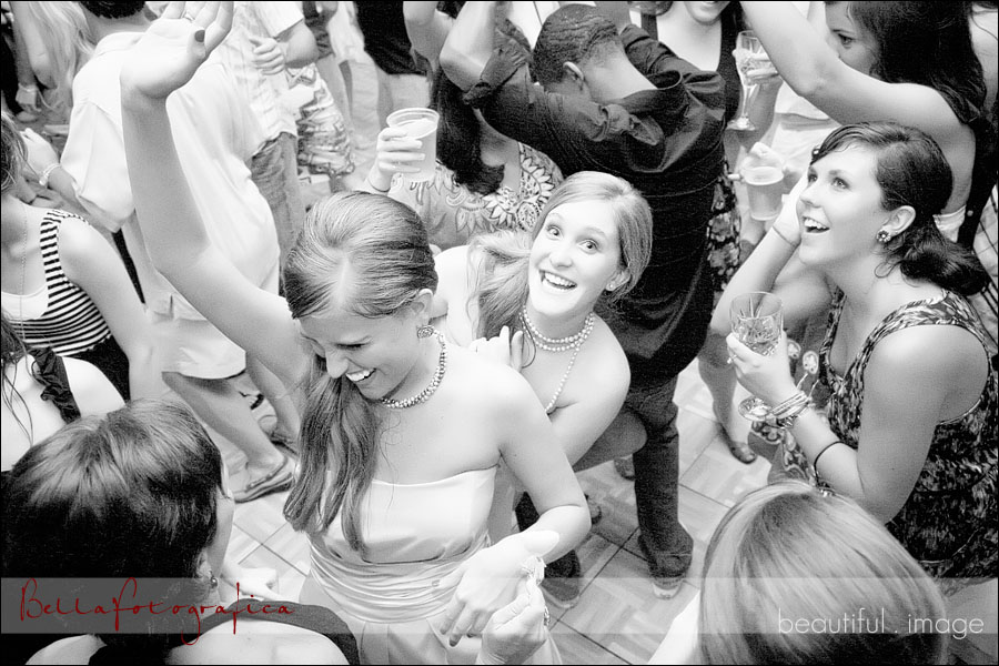 bridesmaids dancing at nederland outdoor wedding reception