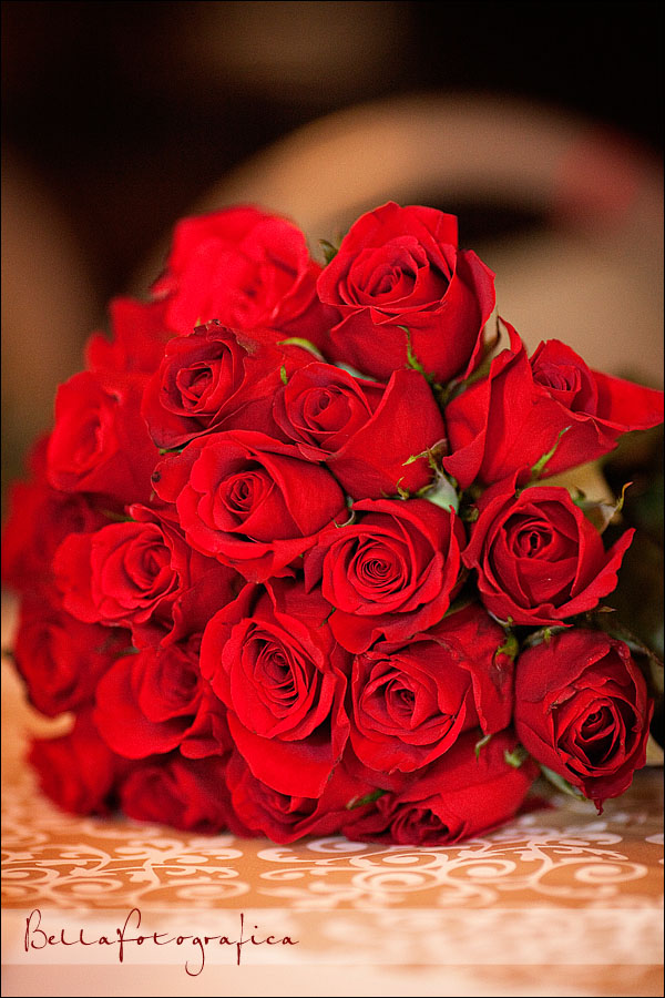bridal bouquet of red roses