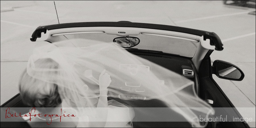 bride driving convertible smart car