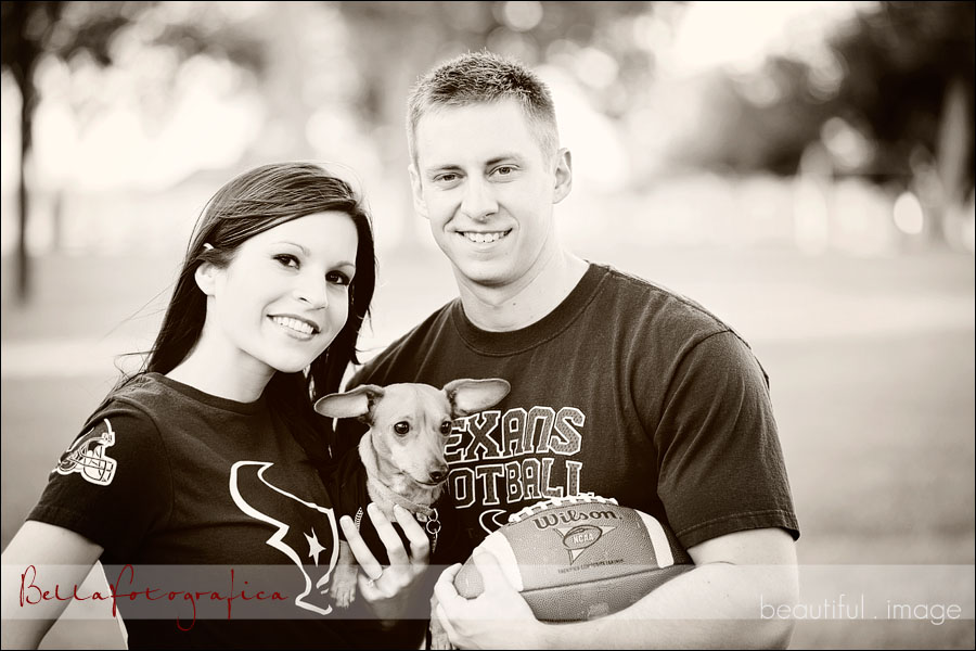 engagement photos in port neches park with their dog